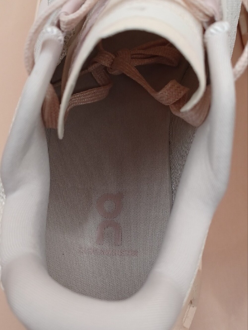 NWOB ON Cloudmonster Running Shoes-Moon/Fawn Size W:8.5 M:7 US 61.97785 - Picture 7 of 15